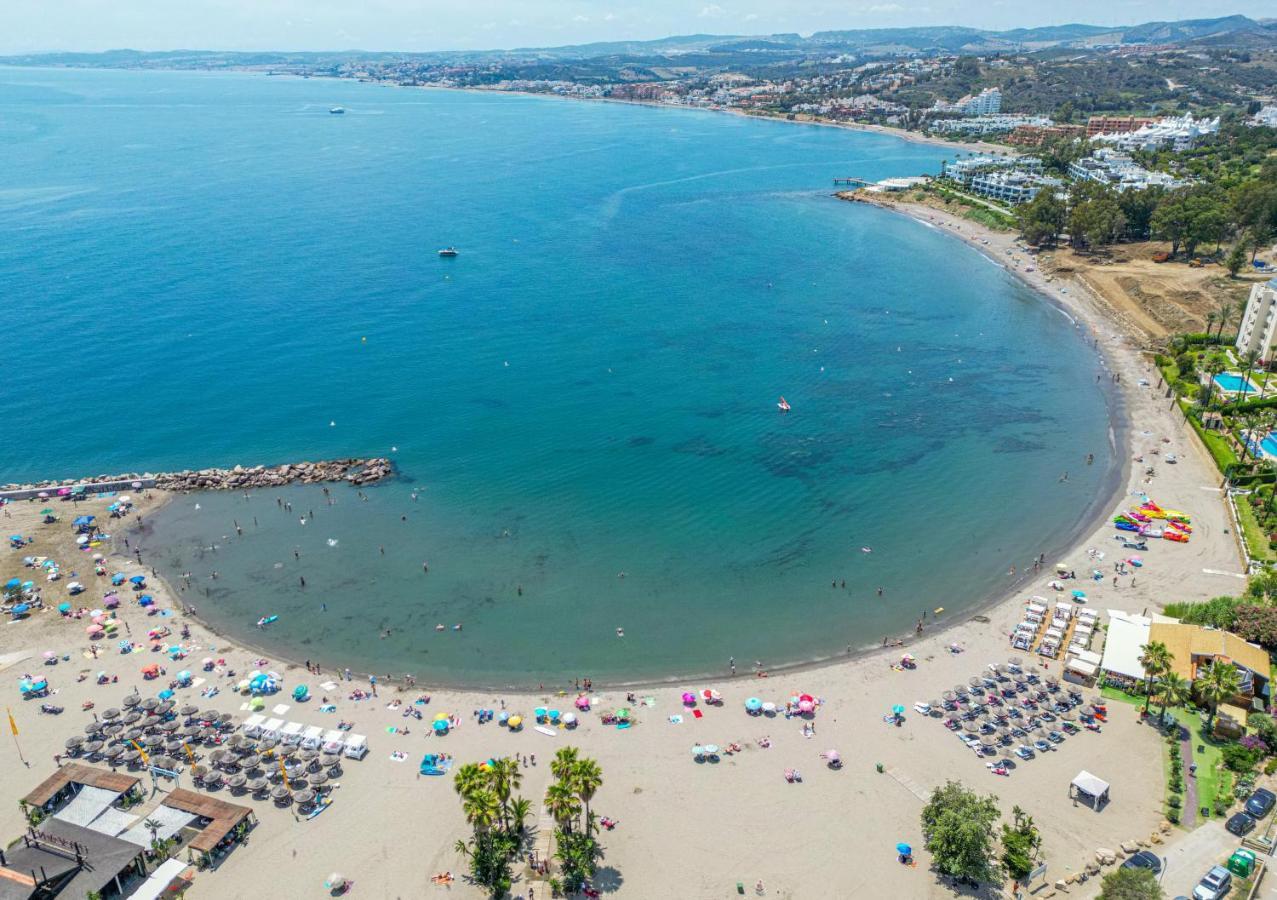 Spacious Beachfront Town House In Estepona With Fully Equipped Kitchen, Pools, Garden, Sea View Ngoại thất bức ảnh
